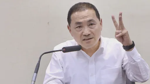 侯友宜超尷尬！和中常委餐敘吃「老三」便當　3度致歉全因這件事