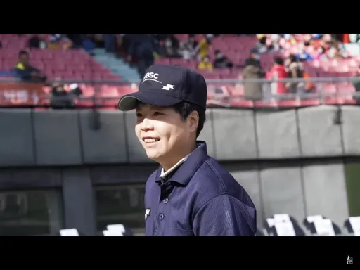 me too燒進裁判圈!「通靈少女」遭前輩闖房 她崩潰躲廁所:不要