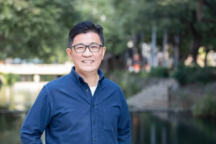 鄭宏輝遭控2年前在車上性騷商界女性。取自鄭宏輝臉書