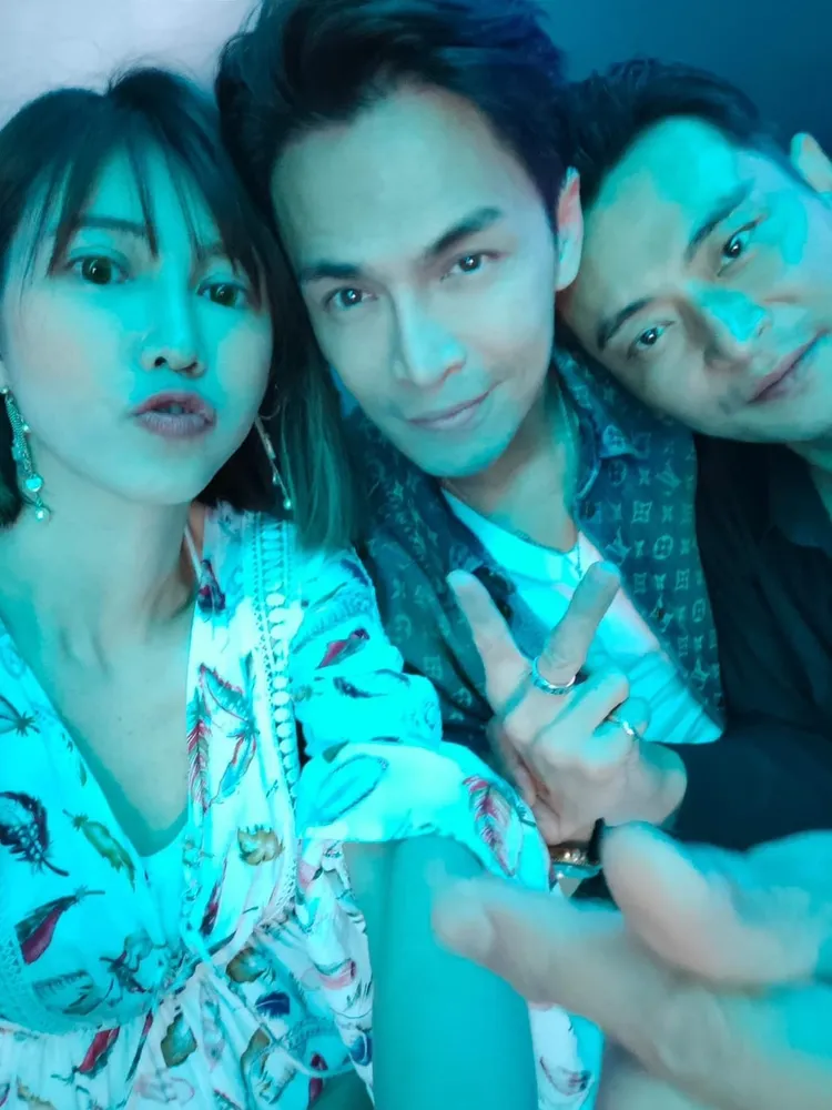 小龜（左起）5月在臉書分享跟Gino、陳冠霖的合照。翻攝小龜臉書