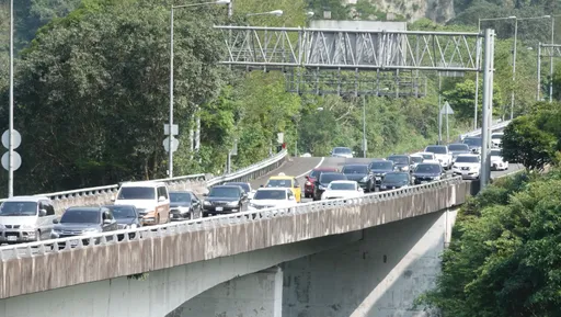 端午連假國道車多　高公局大數據建議長途4條替代道路