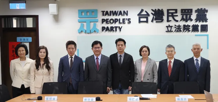 大法官被提名人拜會民眾黨團。林林攝