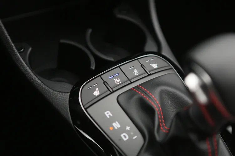 Picanto Latte Edition雙前座新增加熱座椅功能，駕駛座更附有兩段通風座椅功能。林浩昇攝