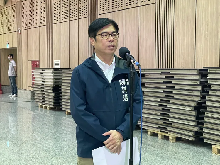 陳其邁表示，市府已通報所有北高雄基層醫師、診所、醫療院所特別留意登革熱的相關症狀。翻攝畫面