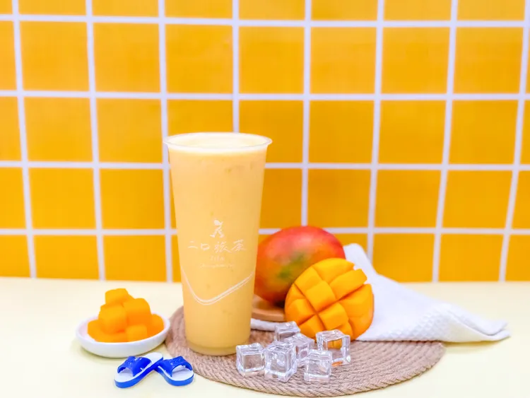 二口旅茶「爆芒優格波波恰恰」。業者提供