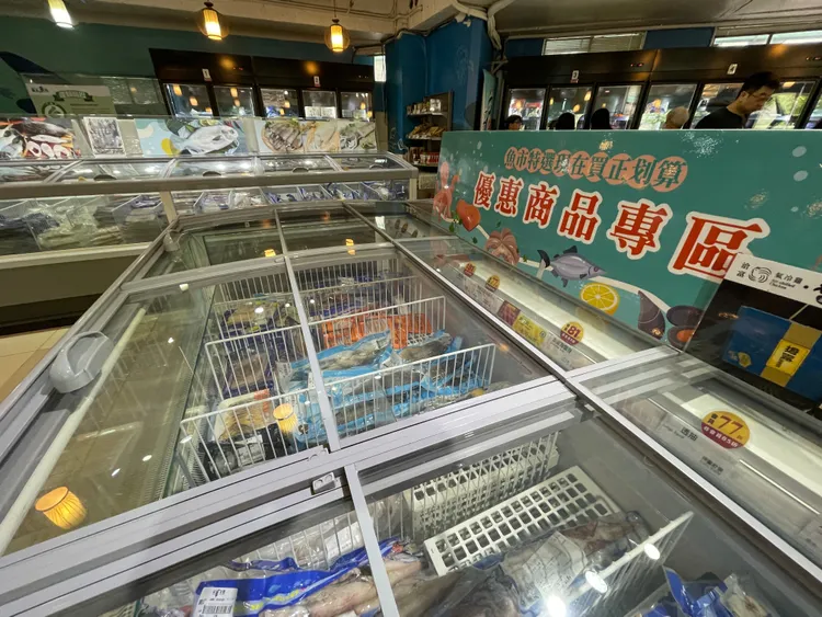 食藥署今年3-4月，針對禽畜水產品動物用藥殘留總計抽驗1177件。示意圖，彭欣偉攝