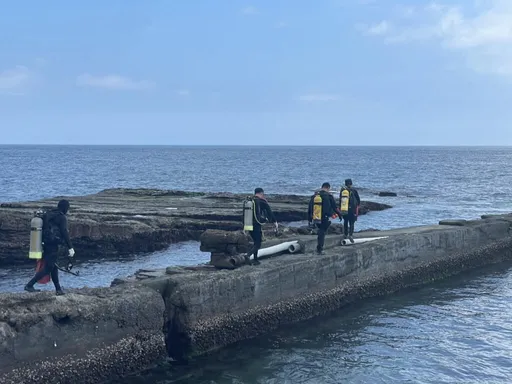男子貢寮採海菜落海 「九孔池」凹洞找到遺體