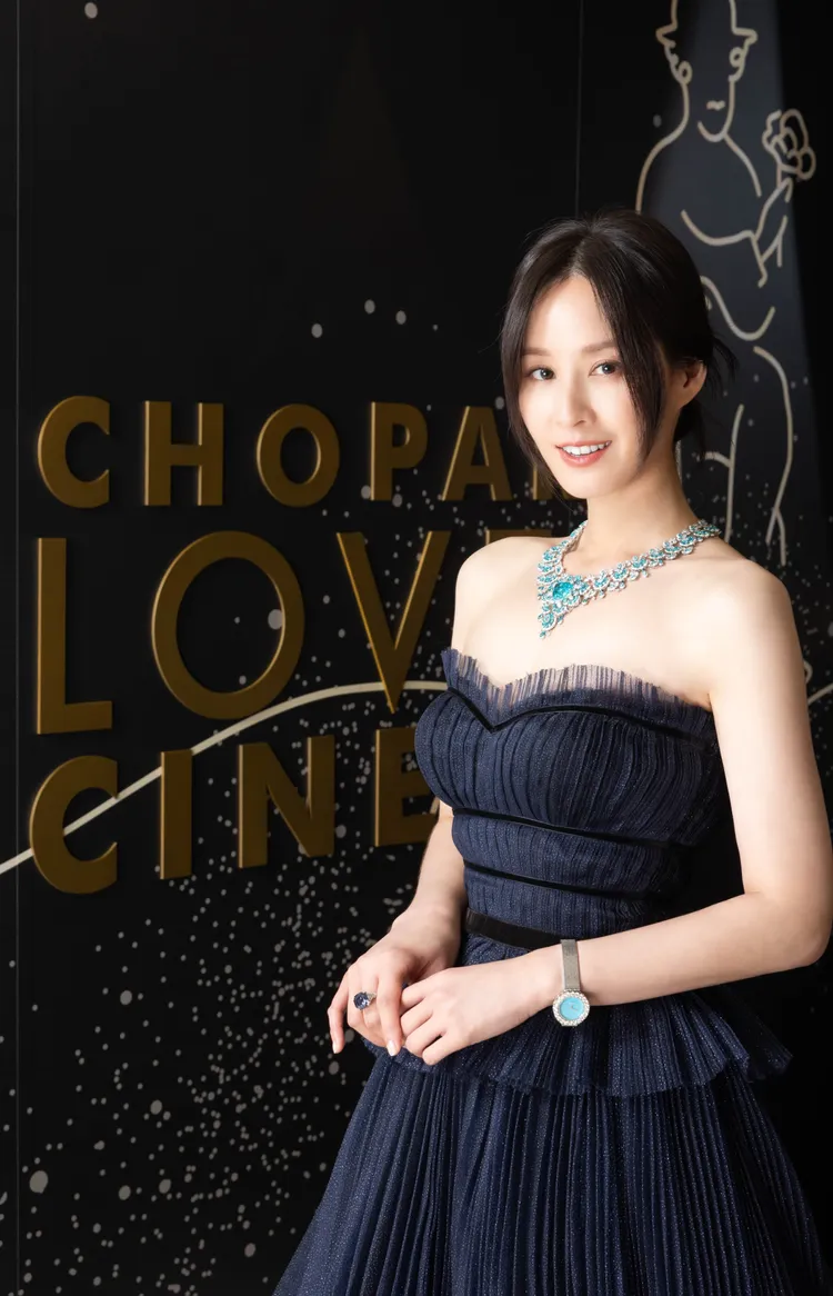 曾愷玹在活動中佩戴的頂級珠寶系列帕拉伊巴碧璽項鍊，位列她此生戴過最貴的珠寶。品牌提供