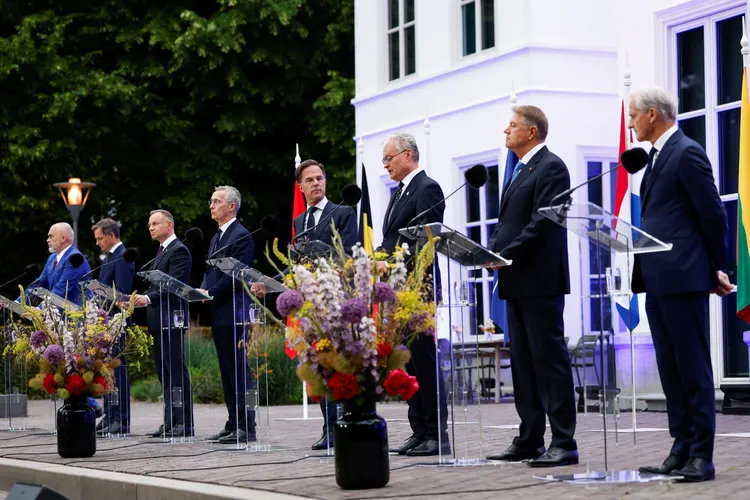 北大西洋公約組織成員國領袖宣示，北約已準備好抵禦任何威脅。路透社