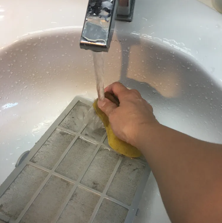 落實「檢、清、調、關、認」省電5撇步享受夏天。經濟部提供