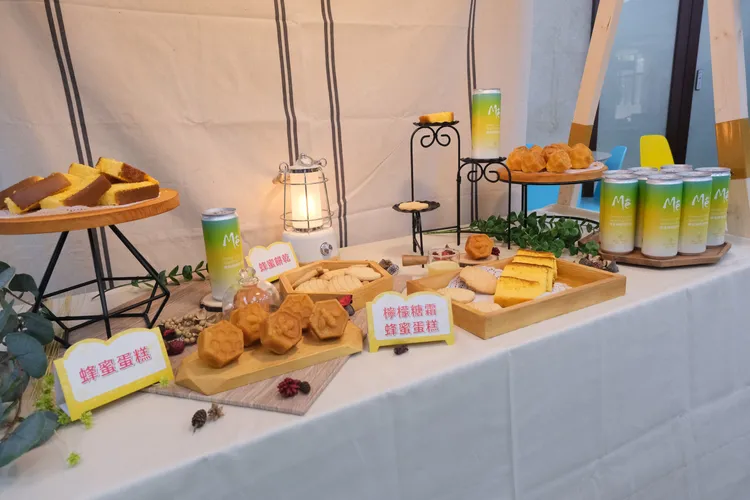 現場推出相關蜂蜜點心及飲品。新竹縣府提供
