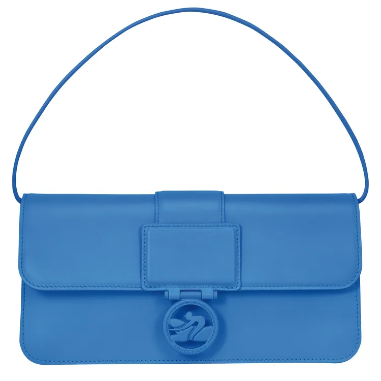 Box-Trot Colors系列鈷藍色肩背包，2萬2400元。品牌提供