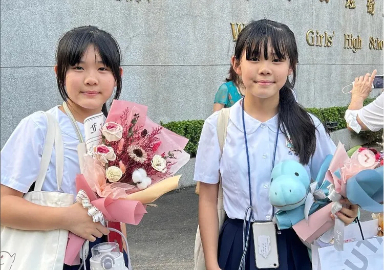 左左右右今年15歲從國中畢業。翻攝左左右右的IG

