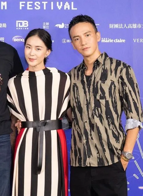 鍾瑶（左）和曹晏豪情已逝。翻攝曹晏豪IG