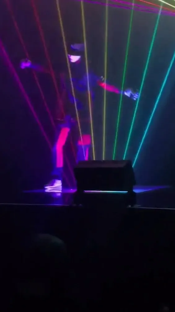 Jabbawockeez在拉斯維加斯表演秀。IG@nousepeople_ 提供