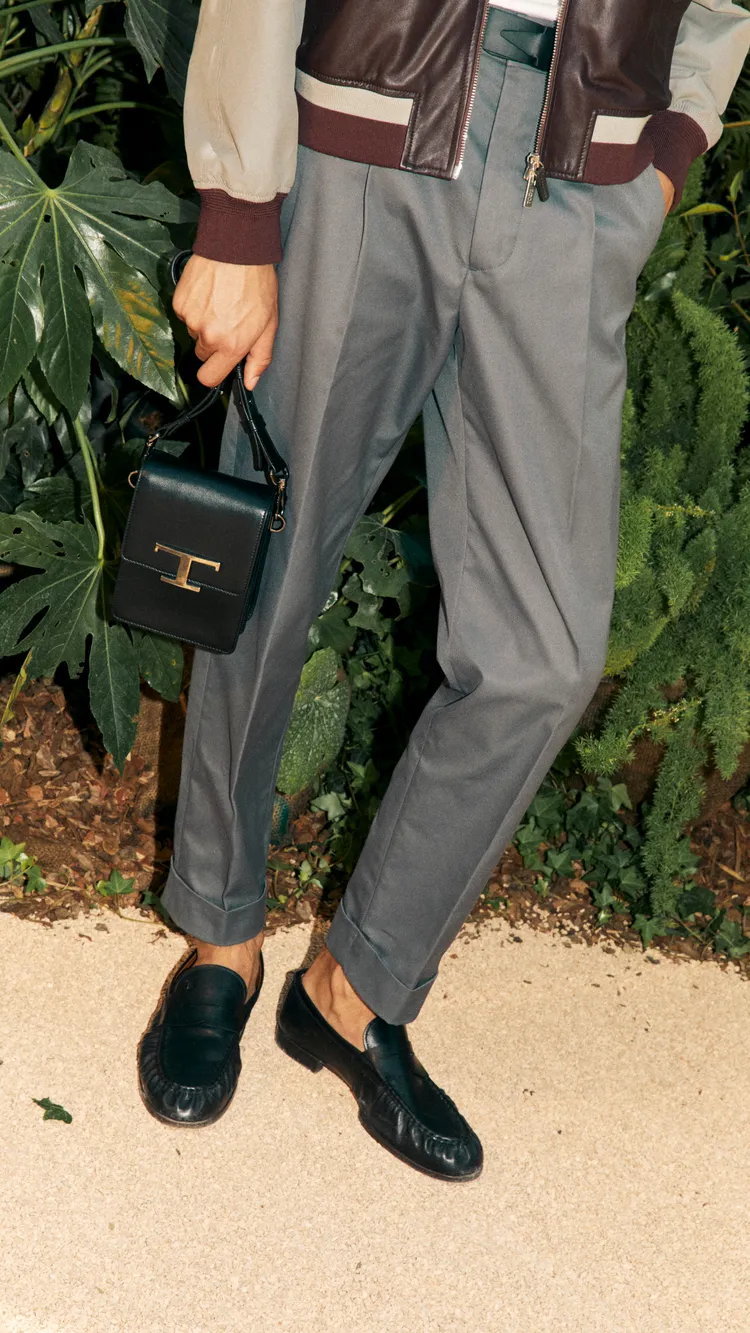 凸顯工藝細節的抓皺Moccasin鞋款，也是TOD’S本季的主打單品。品牌提供