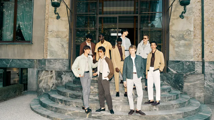 義大利精品TOD’S 2024春夏男裝系列發表，依舊選於具歷史性的Villa Necchi別墅中舉辦。品牌提供