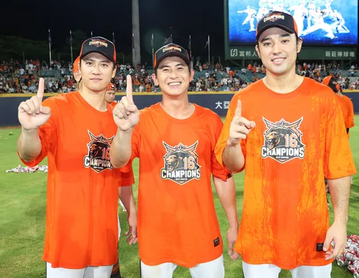 统一狮上半季封王最大关键!「外野3鬼」撑起打线