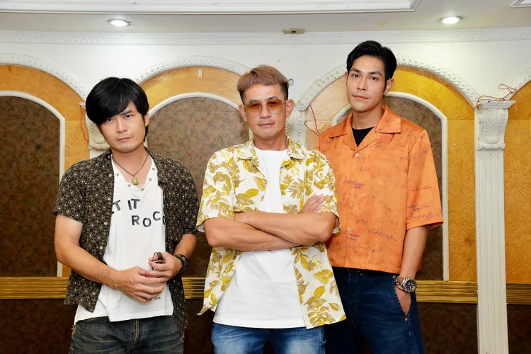 柯叔元（中）與劇中得力左右手洛可杉（左）跟李迪恩。衛視原創提供