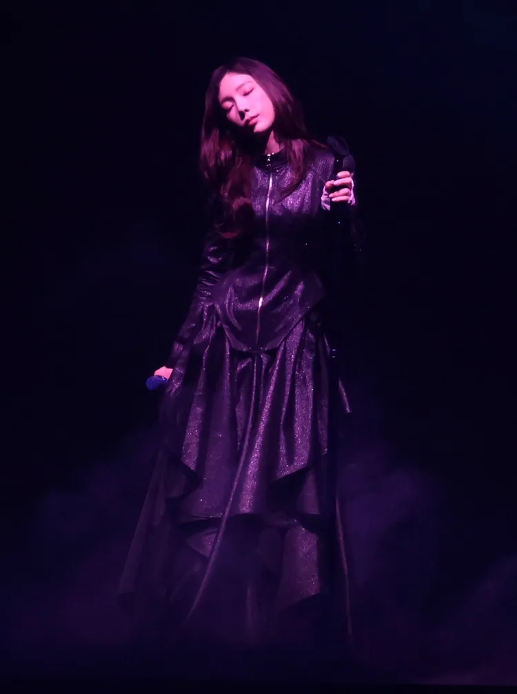 太妍唱歌習慣閉著眼睛。彭欣偉攝