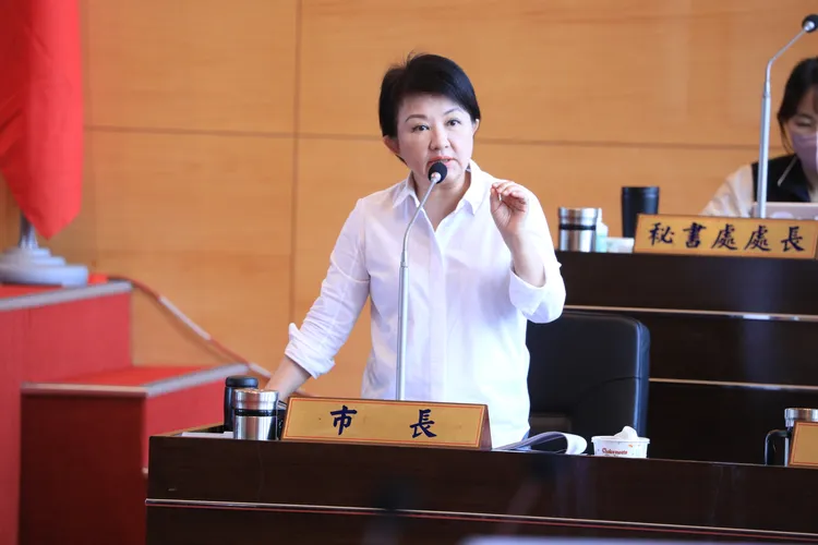 台中市長盧秀燕表示，已與廠商解約，追回已撥付的獎金，並將廠商移送法辦。市府提供