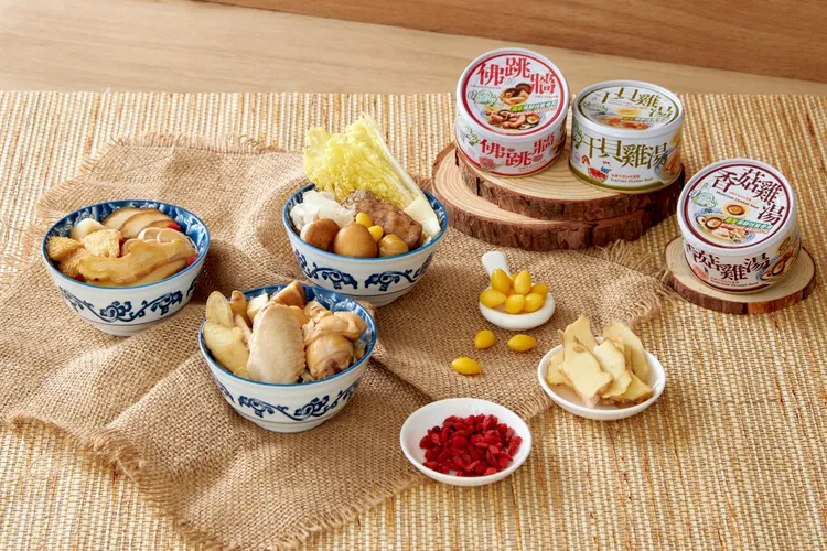 2023新品素佛跳牆、麻油雞、麻油菇菇湯。業者提供