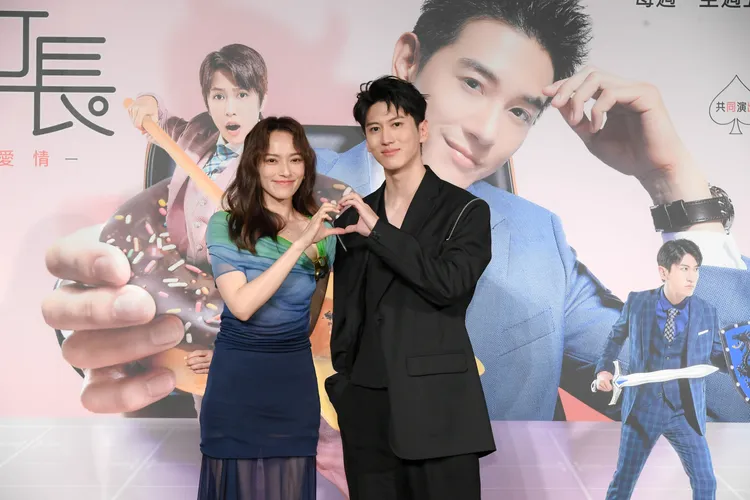 孫沁岳（右）、姚以緹有不少對手戲。三立提供