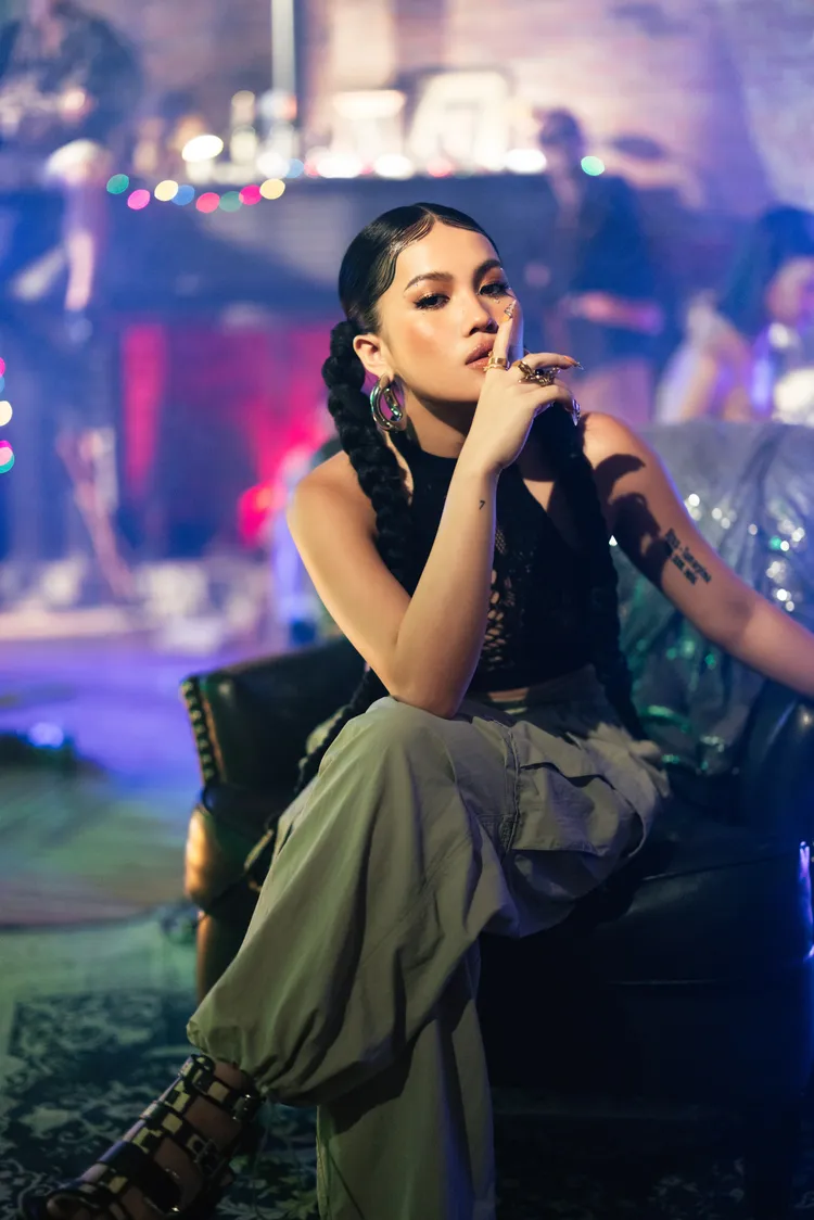 阿布絲下週六將在台東鐵花村舉辦《Volume up》音樂會。華納音樂提供