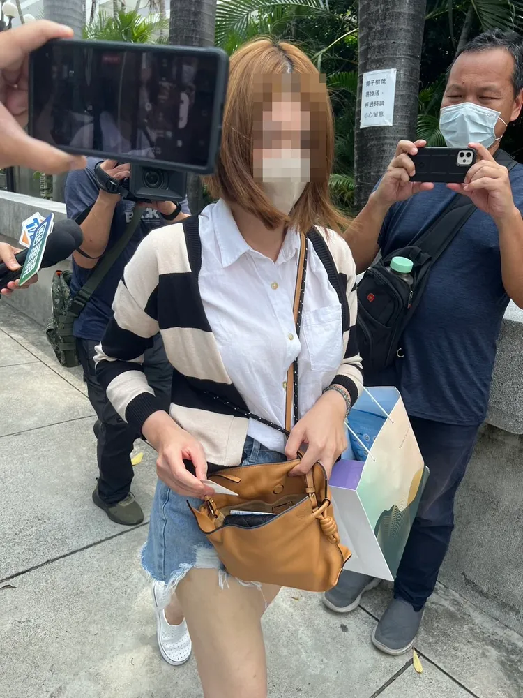 護理師被媒體誤認是夏母，顯得十分無奈。鮮明攝