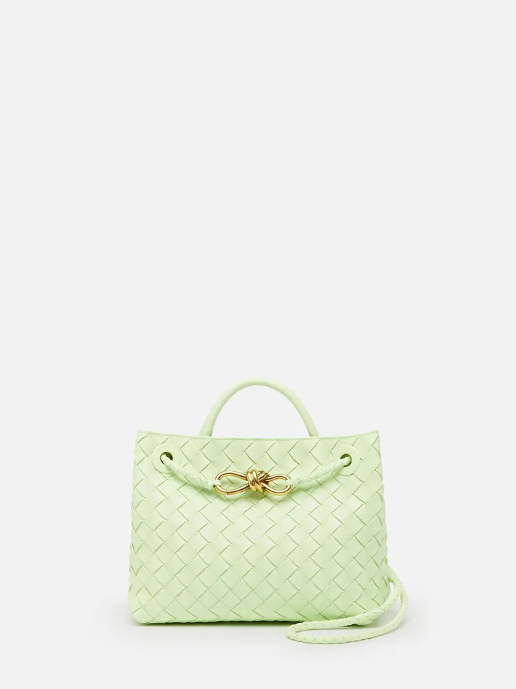 BOTTEGA VENETA Andiamo皮革編織手提包，11萬9300元。品牌提供