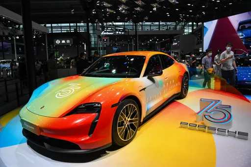 中國經濟不振、貧富拉大 高端汽車銷售暴增35%