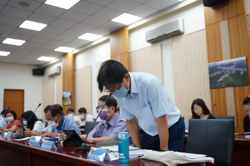 竹北瓦斯氣爆｜盡快讓受災戶2周內返家　楊文科要求瓦斯公司全力善後