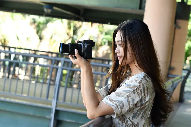 迷鹿Milu大學加入攝影社後，她深深愛上觀景窗看出去的小小世界。彭欣偉攝