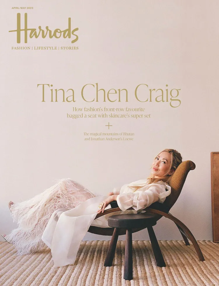 Tina Craig成為首位登上英國百年精品百貨Harrods旗下雜誌封面的華人。翻攝tinachencraig IG