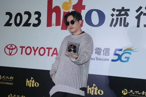 hito頒獎禮|準金曲歌王熊仔喜曝「我結婚了」 認了青峰「是天敵」