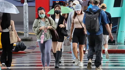 6縣市大雨特報「愈晚愈大」　豪雨熱區曝！專家：這3天防致災雨