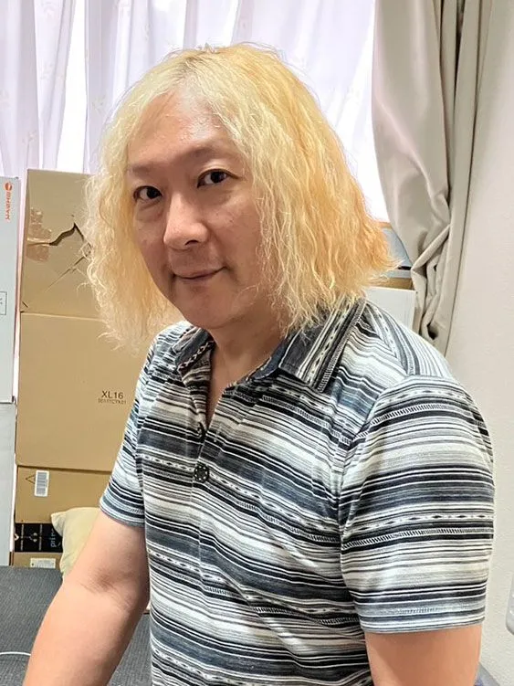 現年55歲的石丸志門靠身障年金和生活保護補助金維生。翻攝《週刊文春》