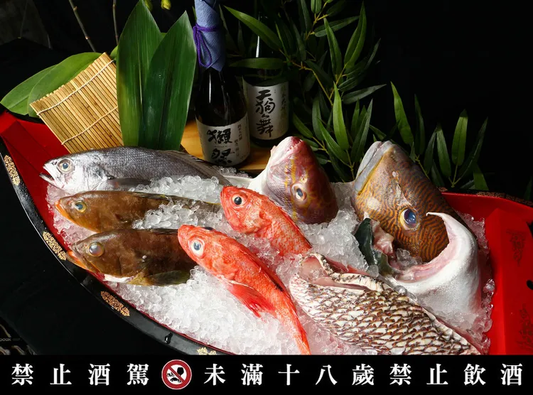 崁仔頂魚市現流仔。業者提供