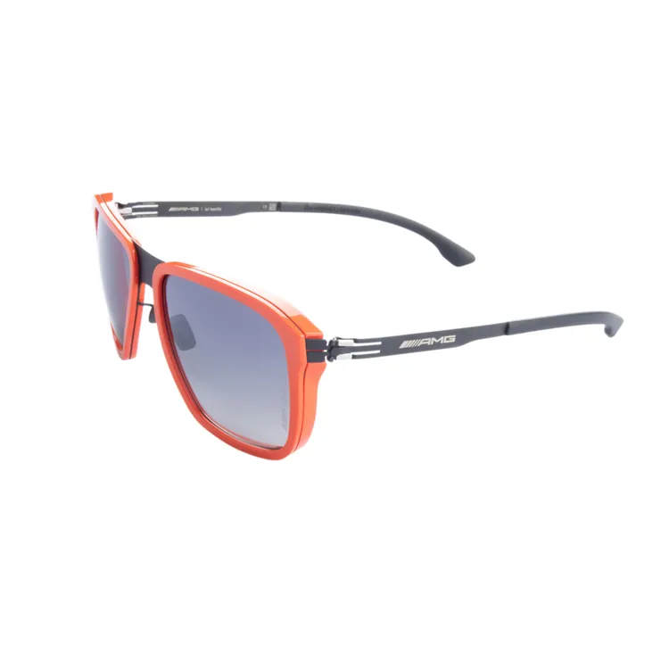 ic!berlin x Mercedes-Benz AMG 07墨鏡，2萬3800元。品牌提供