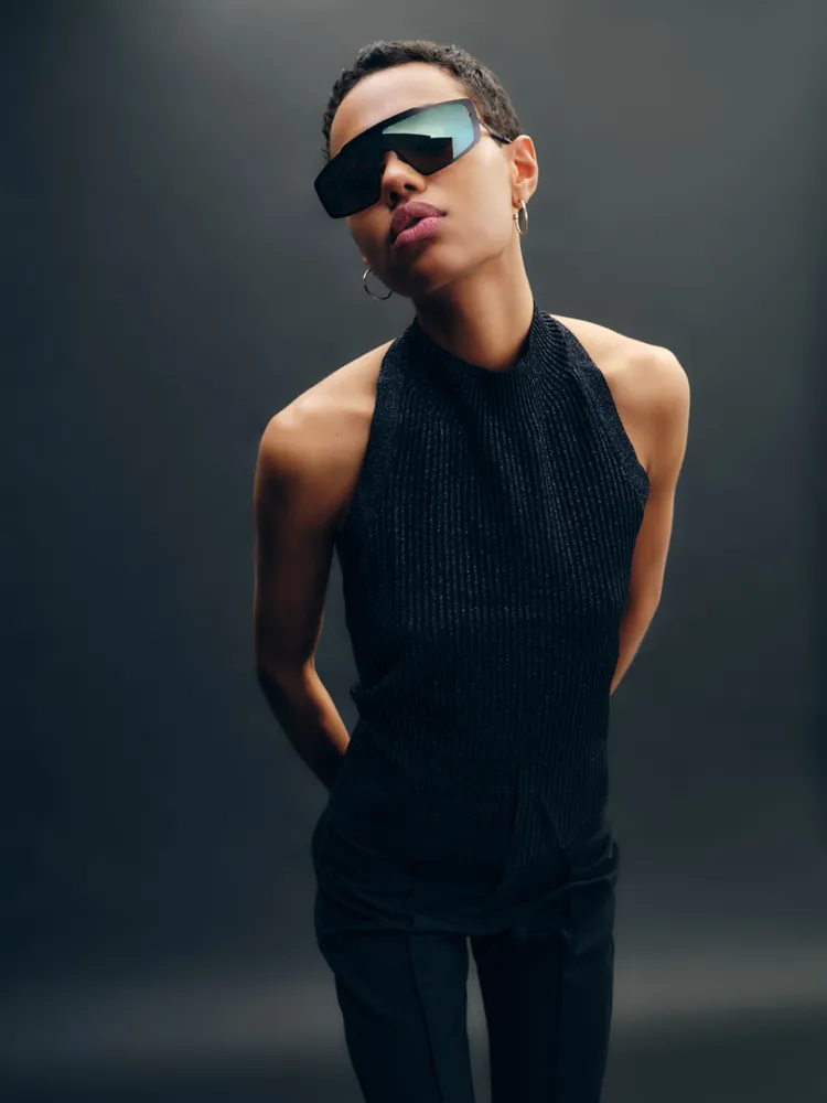 ic!berlin x Mercedes-Benz Shield 3墨鏡，2萬3800元。品牌提供