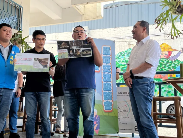 侯友宜與南投地方人士座談。侯友宜辦公室提供