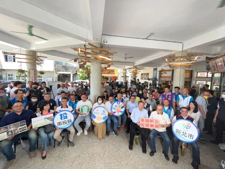 侯友宜率團到南投竹山進行縣市交流。侯友宜辦公室提供