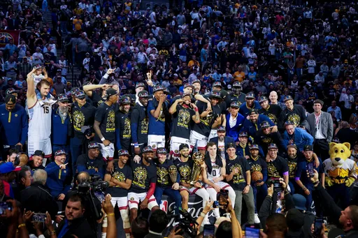 巴特勒要命失誤！金塊主場險勝熱火　  奪隊史47年來NBA首冠