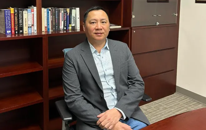 王丹發聲明駁斥「強暴未遂」一事。翻攝自王丹臉書