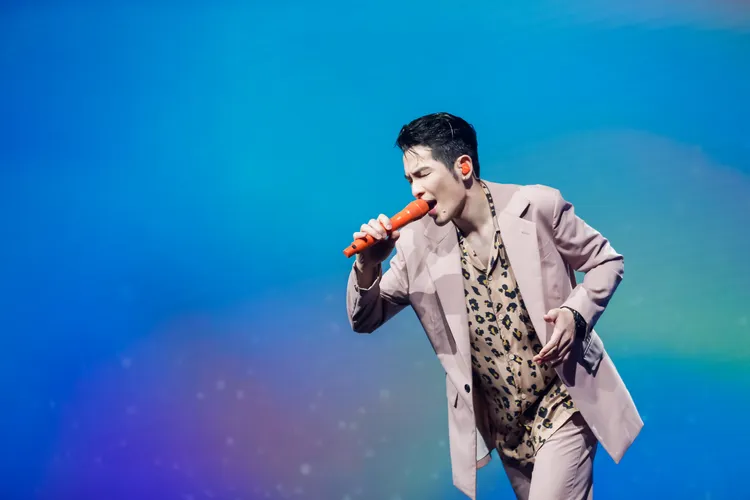 蕭敬騰當天獻唱多首歌曲。翻攝蕭敬騰工作室微博