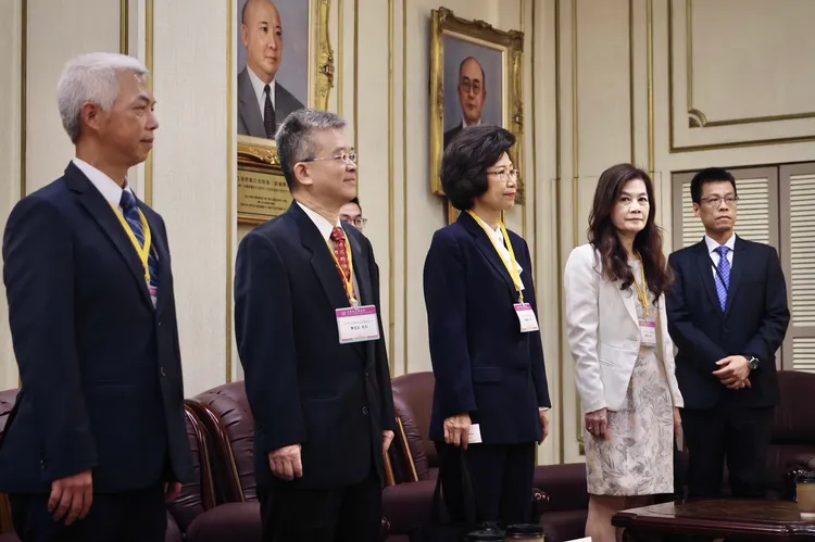 （左起）尤伯祥、陳忠五、朱富美、蔡彩貞。林林攝