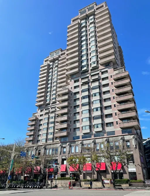 換算單坪711.8萬 鼎固置業116億標「新光天母傑仕堡」