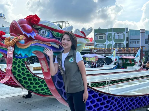 南市議員開車險被違規三寶擊落 鳴喇叭示警!對方惱羞囂張比中指