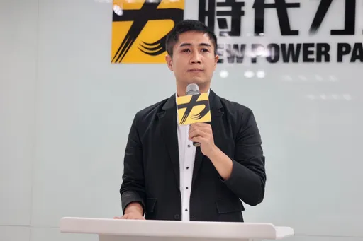 劉仕傑遭爆拉手摸下體「人間蒸發」!時力才說恐開除黨籍 他搶先送出「退黨聲明」