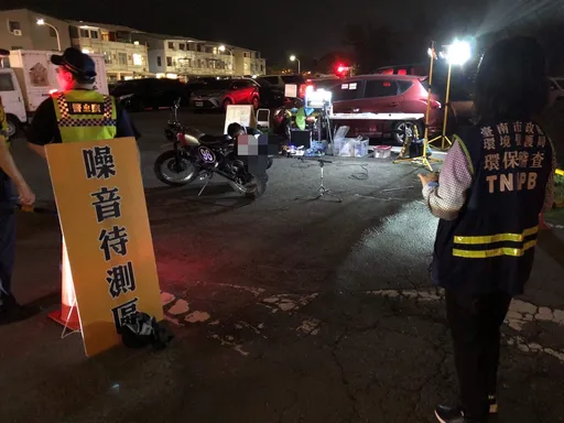 凍未調!改裝車噪音擾民 南警環保聯合稽查取締